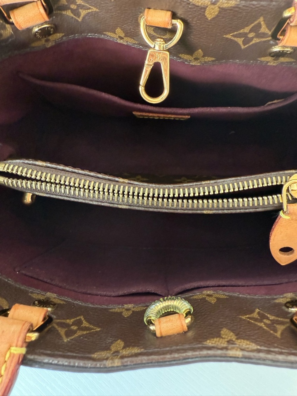 LOUIS VUITTON Monogram Montaigne BB - Picture 9 of 11